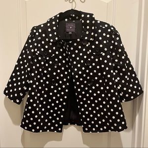 Polka dot 3/4 sleeve jacket in excellent condition!